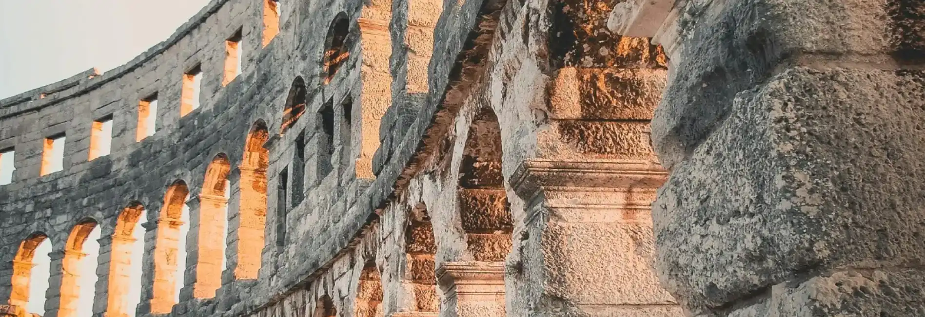 Colosseum with Arena, Forum and Palatine Hill Tickets and Audio Guide